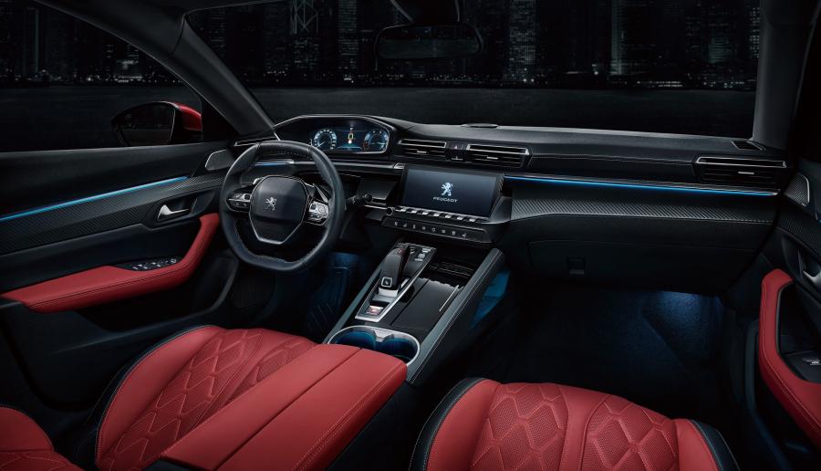 Торпедо Peugeot 508L GT 2018 года  (CN) (фото 3 из 40)